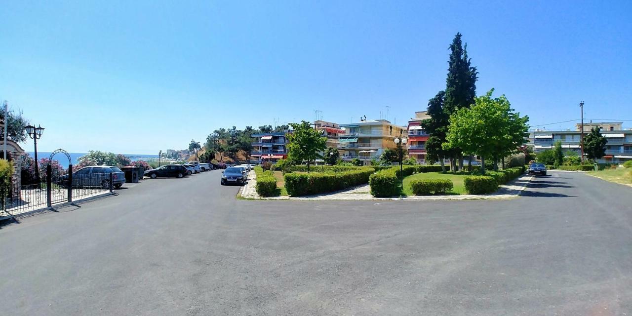 Sea Star Apartments Kallikratia Nea Kallikrateia Exterior photo